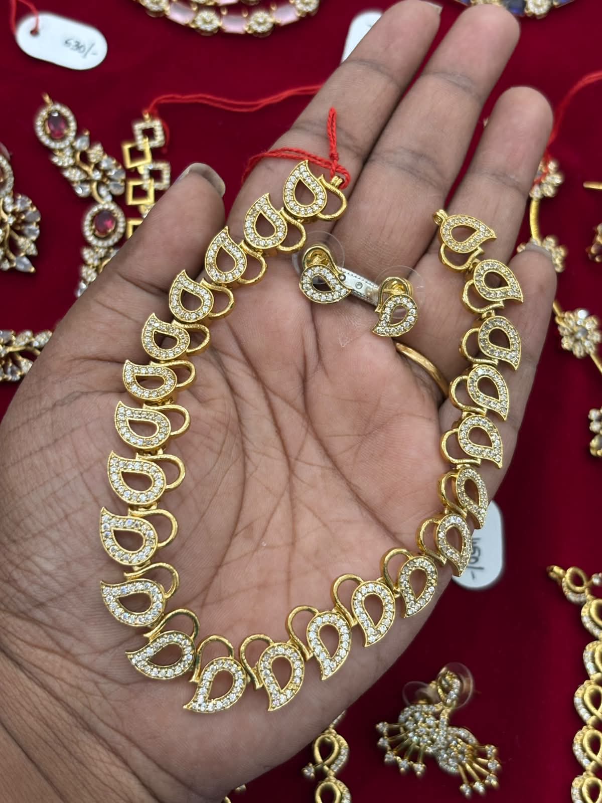 Anumirra store